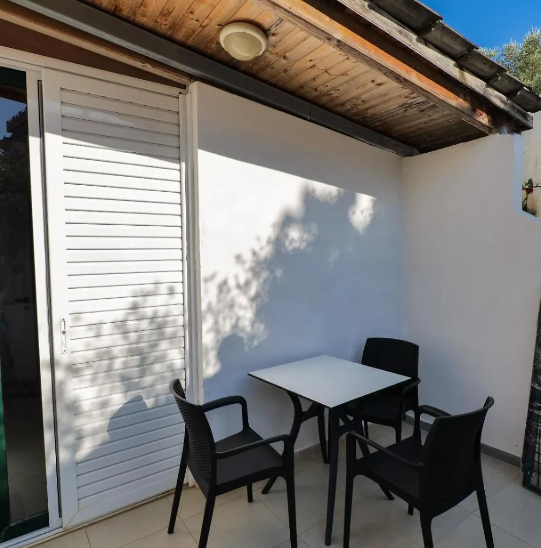 Vila Enxhi Ksamil