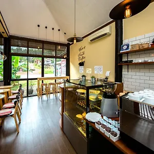 https://fruit-tree-lodge.koh-lantahotels.net